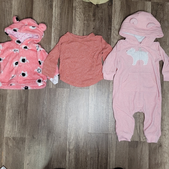 Big lot of clothes for 3-6 months baby girl - Picture 3 of 4